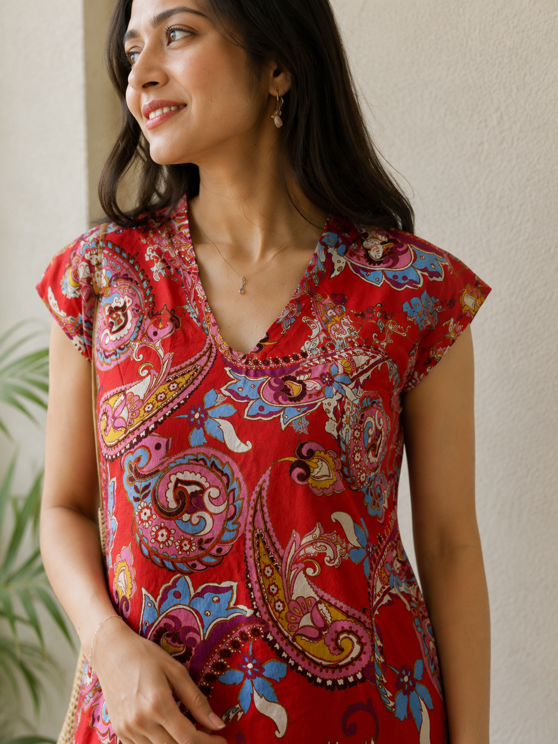 Red Muse Kurta - Close up neckline detail